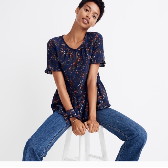 Madewell Silk Ruffle-Hem Top in Moonless Floral - Picture 2 of 4